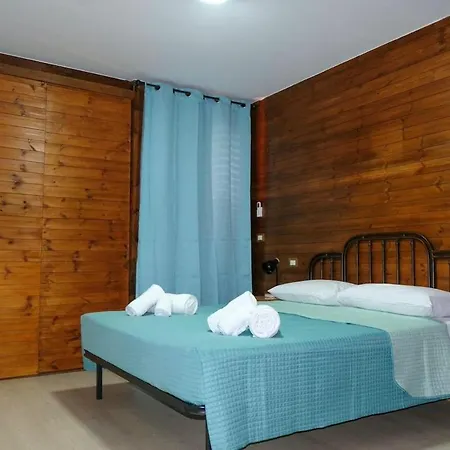 Seaside In Gallico On Two Levels *